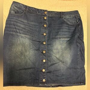 20 W Avenue Blue Button-Front Pencil Skirt